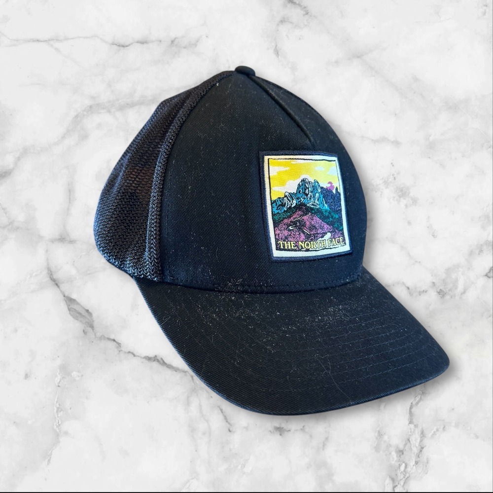 The North Face Black Mesh Trucker Hat Graphic Patch Outdoor Adventure